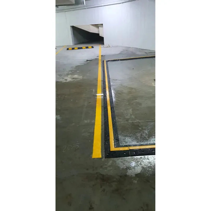 Rubber Bunding One Metre Length, Floor Bunding, Business & Industrial, safewastesolutions