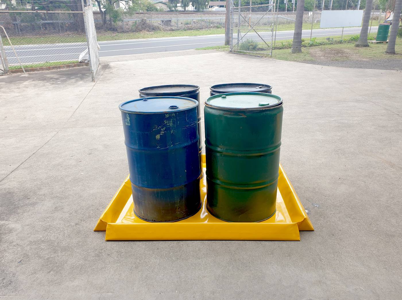 Floor Racking Bunds Floor Bunding - Flexible Bunded Floor – safewastesolutions